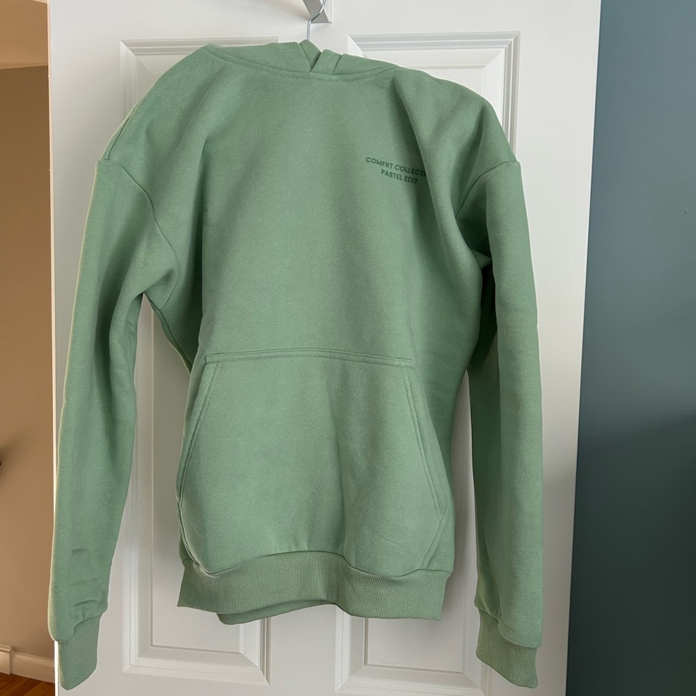 Comfrt hoodie. Comfrt collection. Pastel Edition.